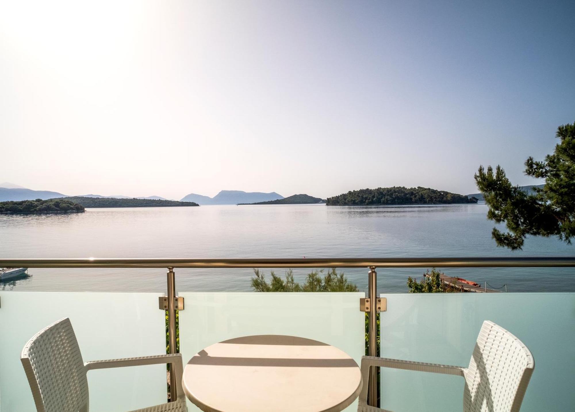 Armeno Beach Hotel Nydri  Exterior foto